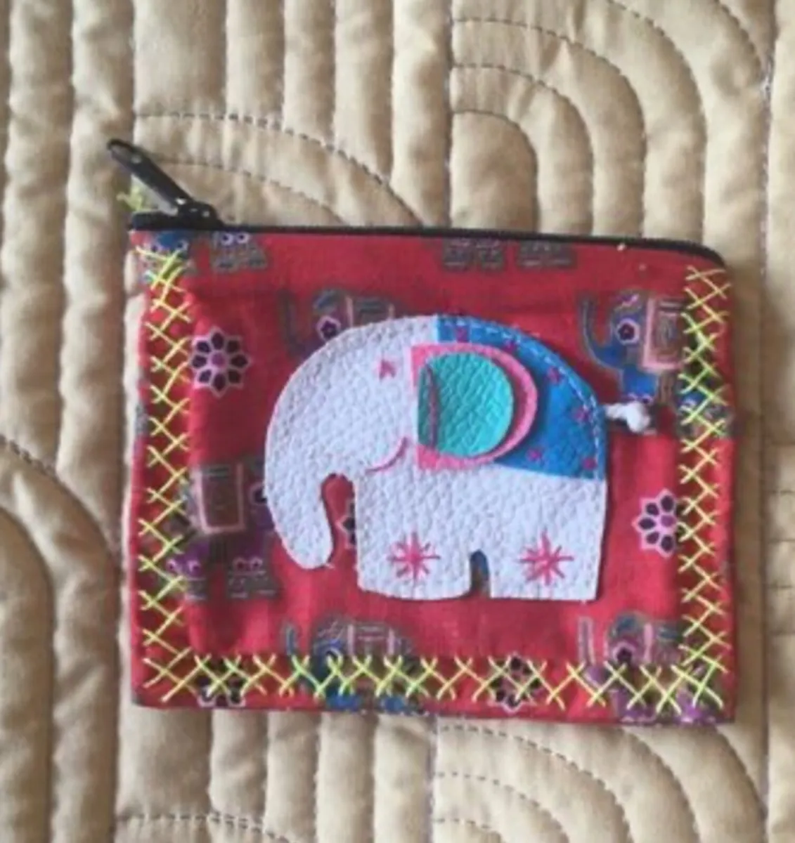 Purse - Elephant design - Image 1