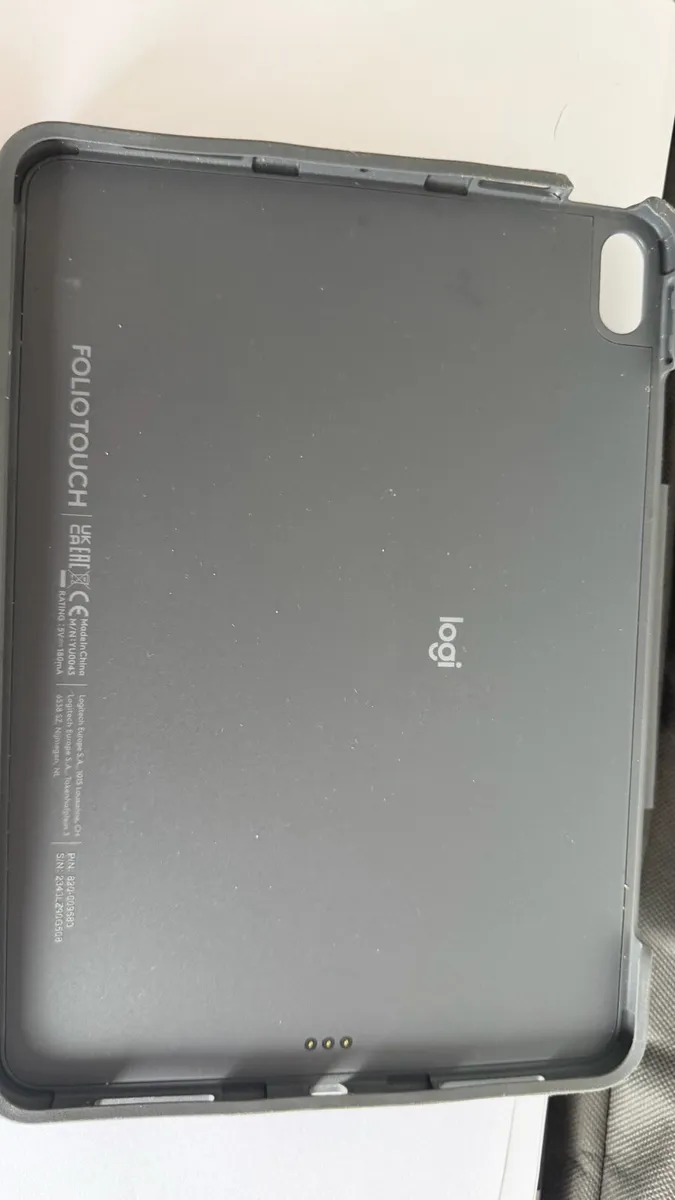 iPad Air 6th generation 11 inches 256gb - Image 3