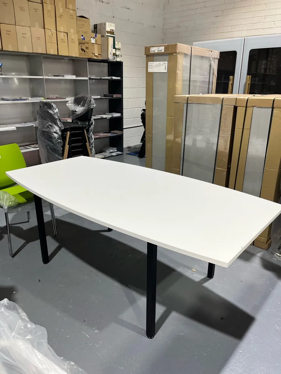 C-Sense Single Piece Curved Meeting Table - Image 1