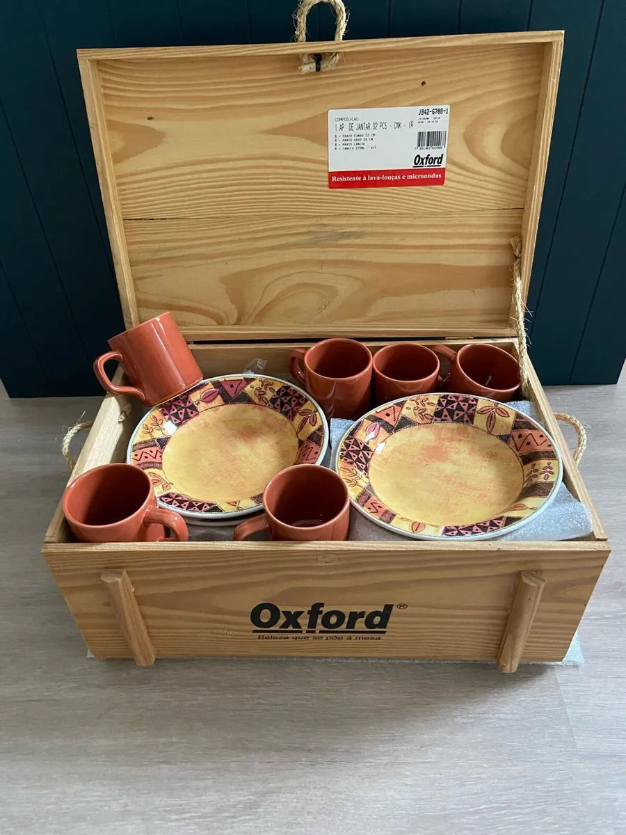 32 Piece Retro Delph Set. - Image 1