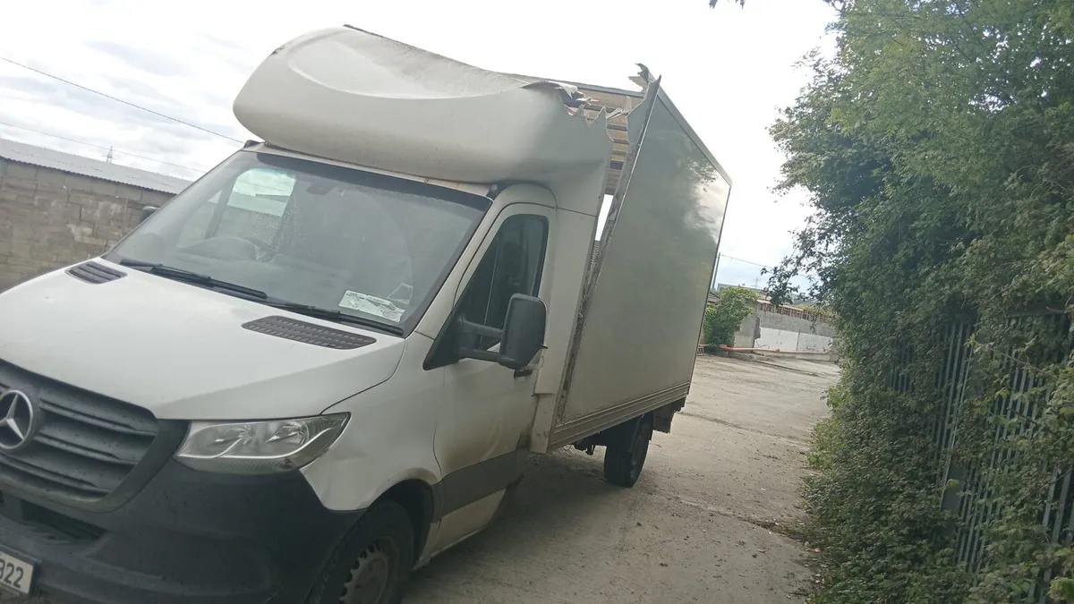 2019 MERCEDES SPRINTER BOXVAN - Image 2