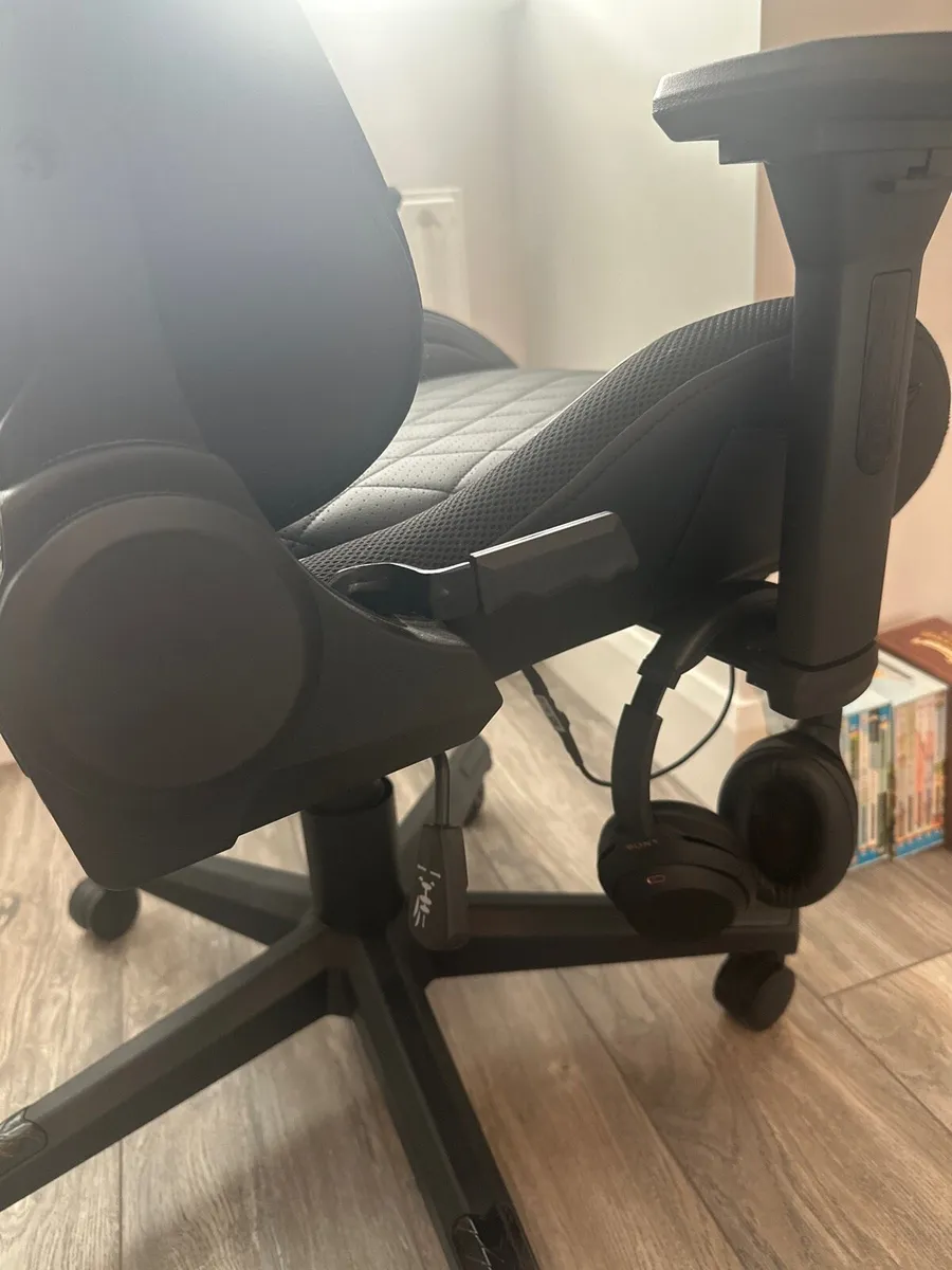 Gaming/office chair - Image 2