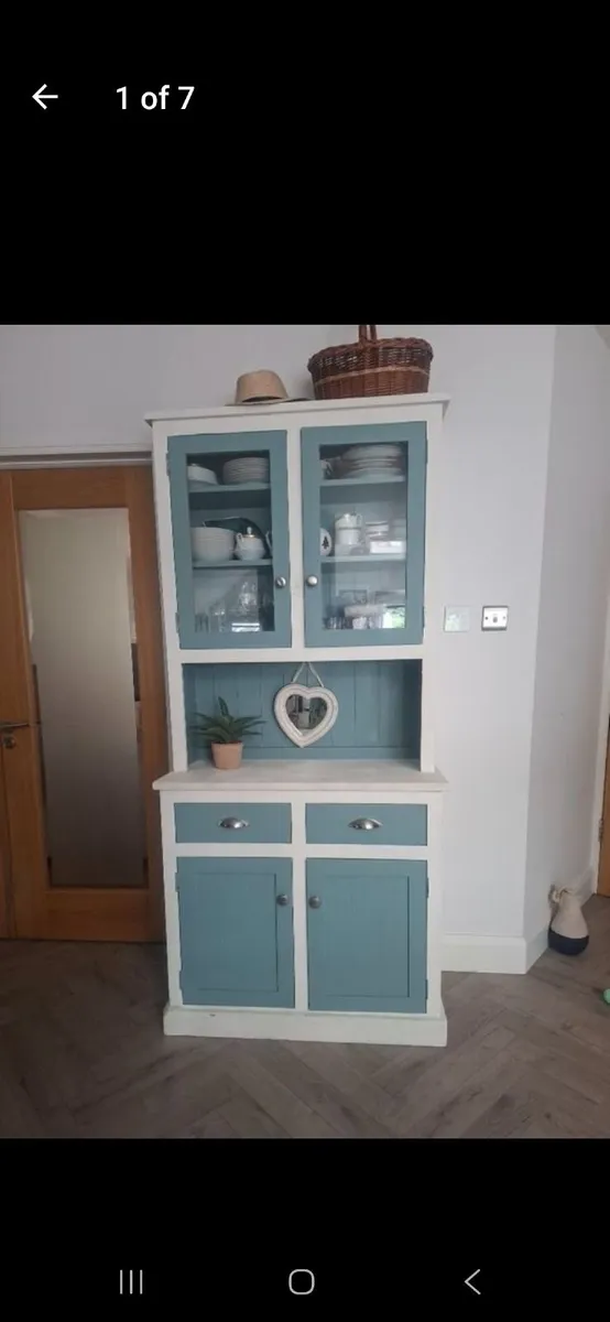 Dresser - Image 1