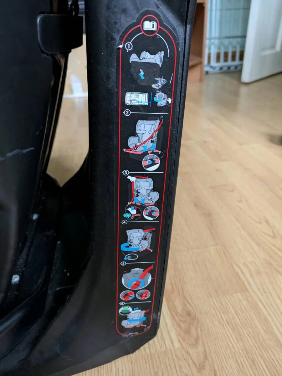 Child car seat - Image 4