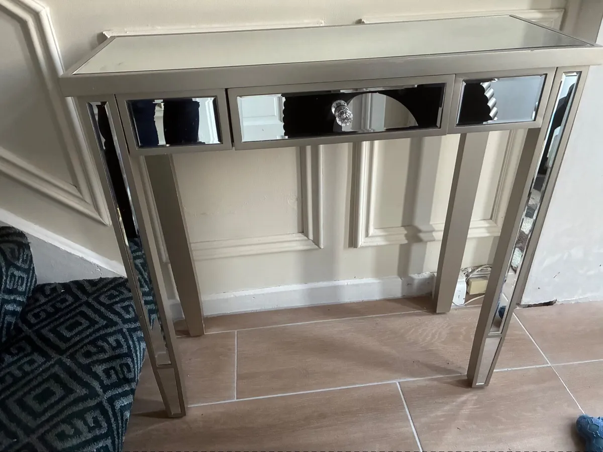 Console table and mirror - Image 2
