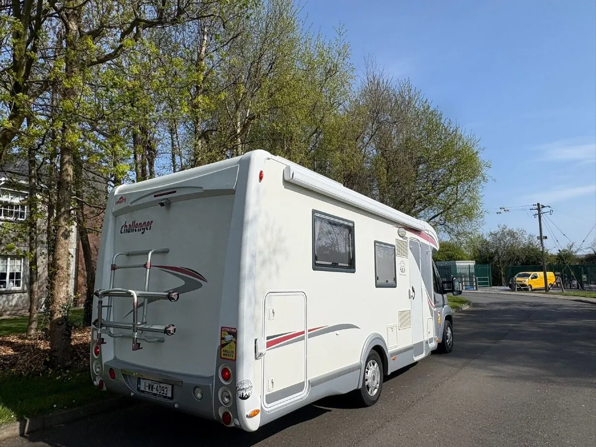 Camper van - Image 4