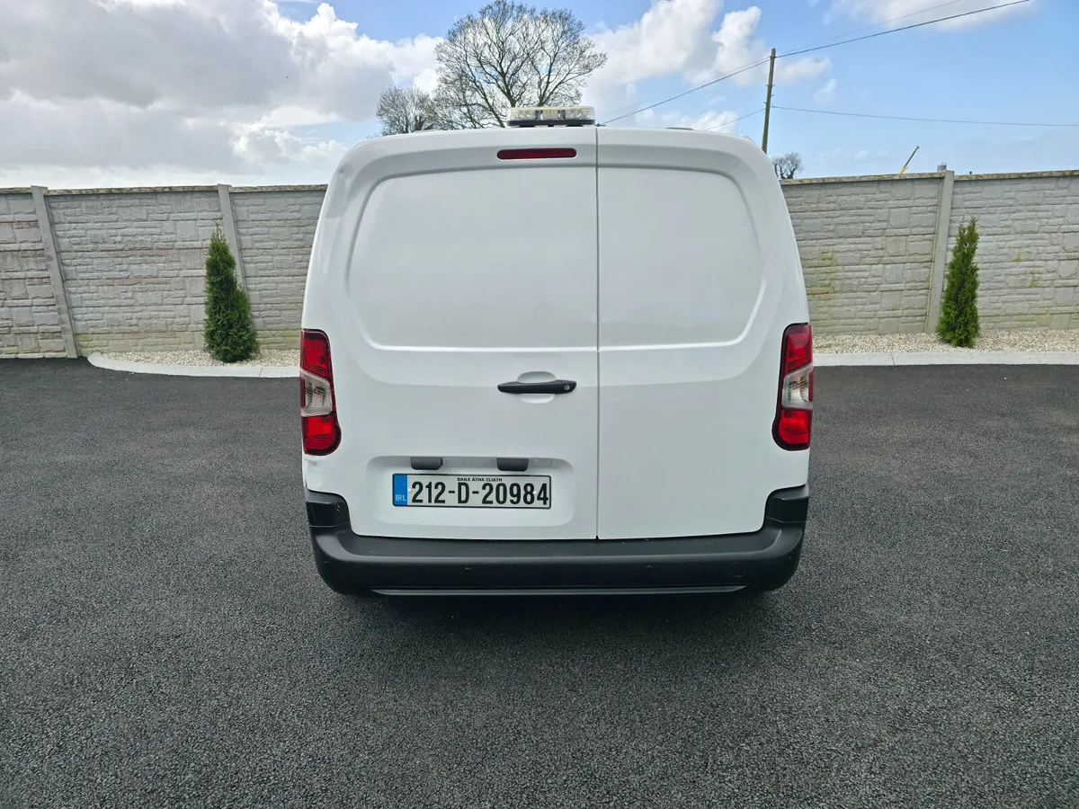 Citroen Berlingo 212 Doe and Tax - Image 4