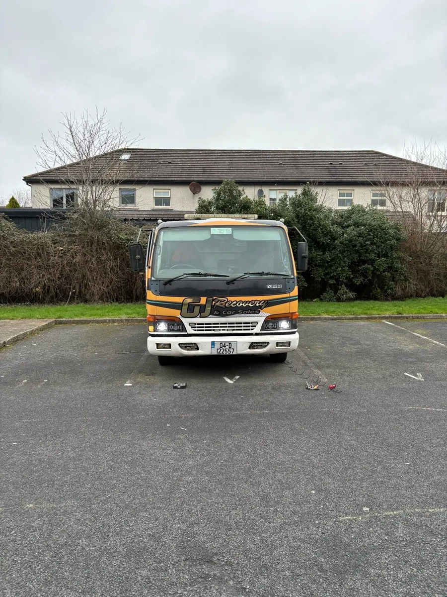 04 NPR Iveco tilt and slide - Image 1