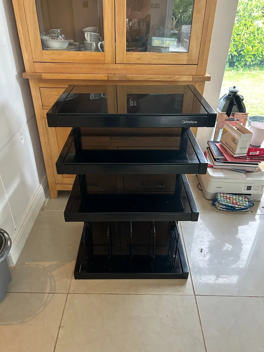 NorStone Esse HiFi Vinyl Stand