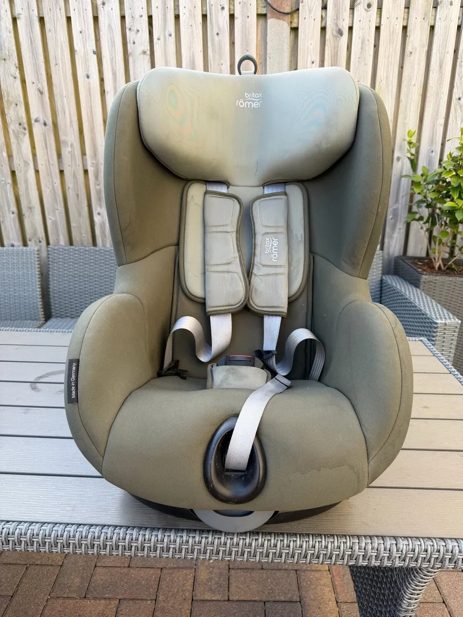 Britax Romer ISOFIX car seat - Image 4