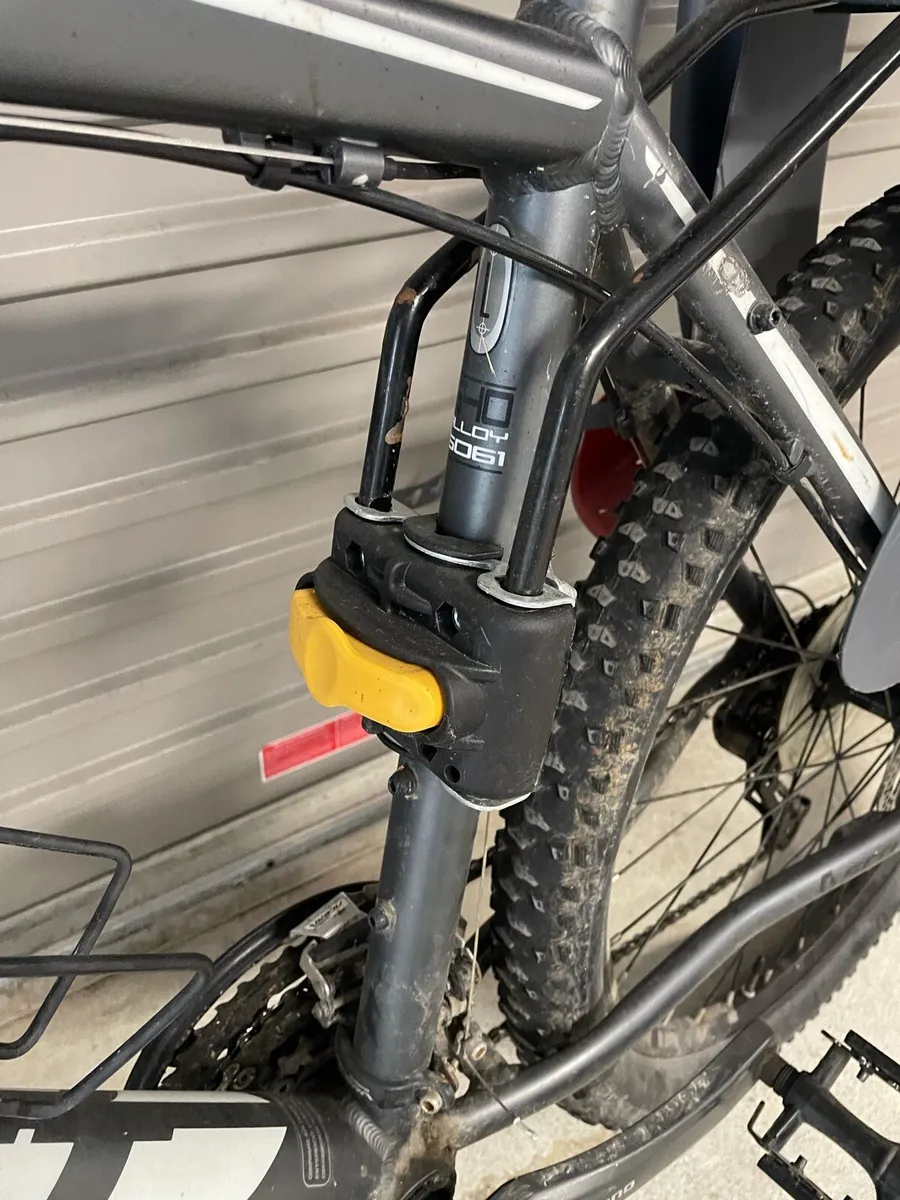 Child’s Bike Seat - Image 2