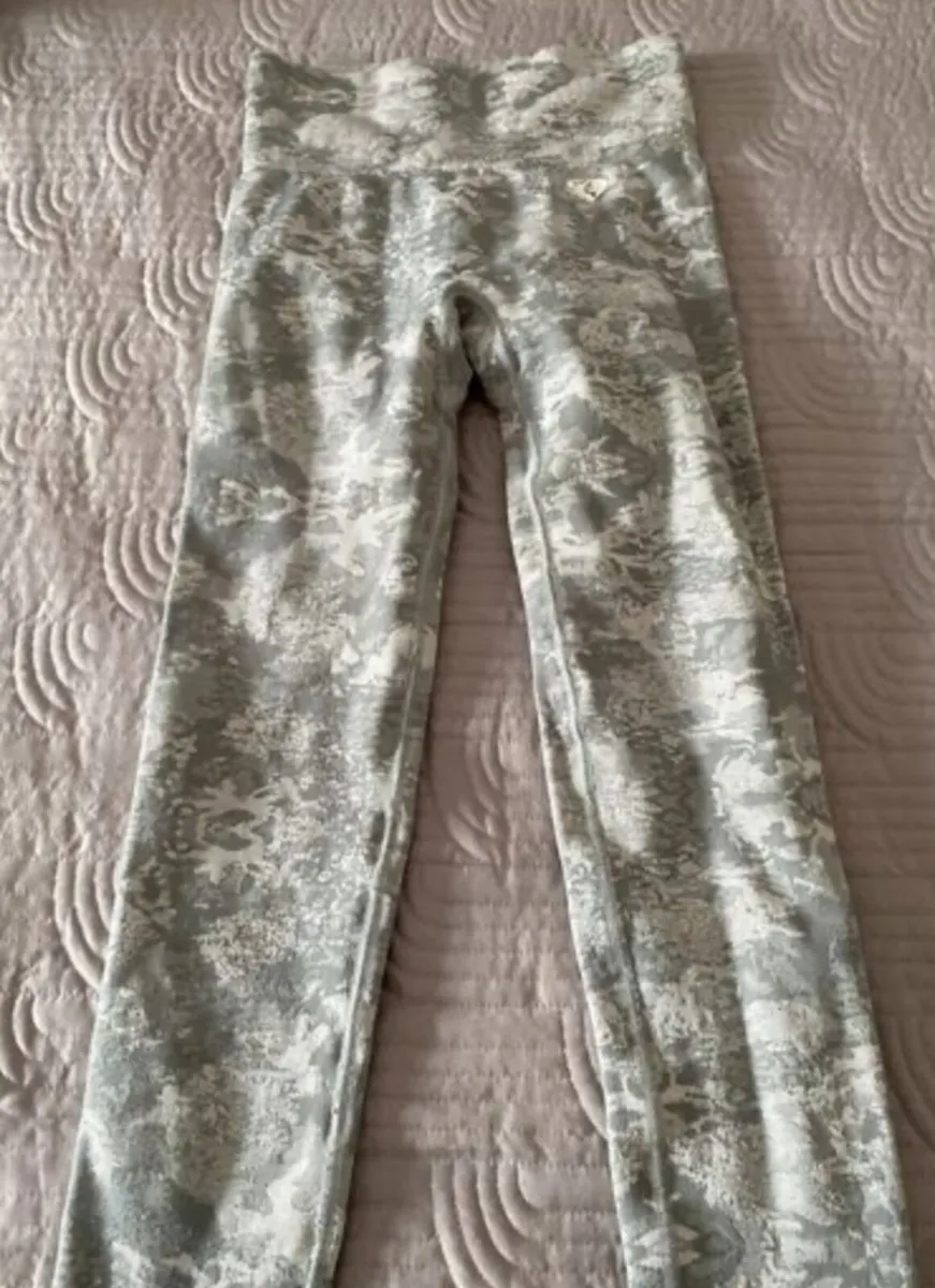 Penneys Grey Leggings Size S - Image 3