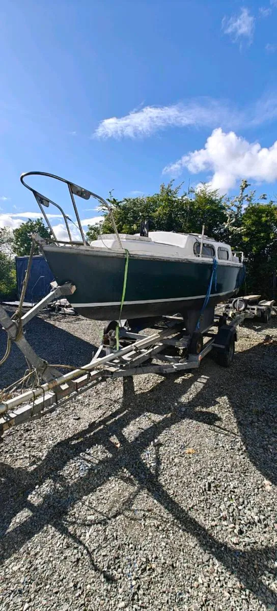 20ft Yacht - Image 2