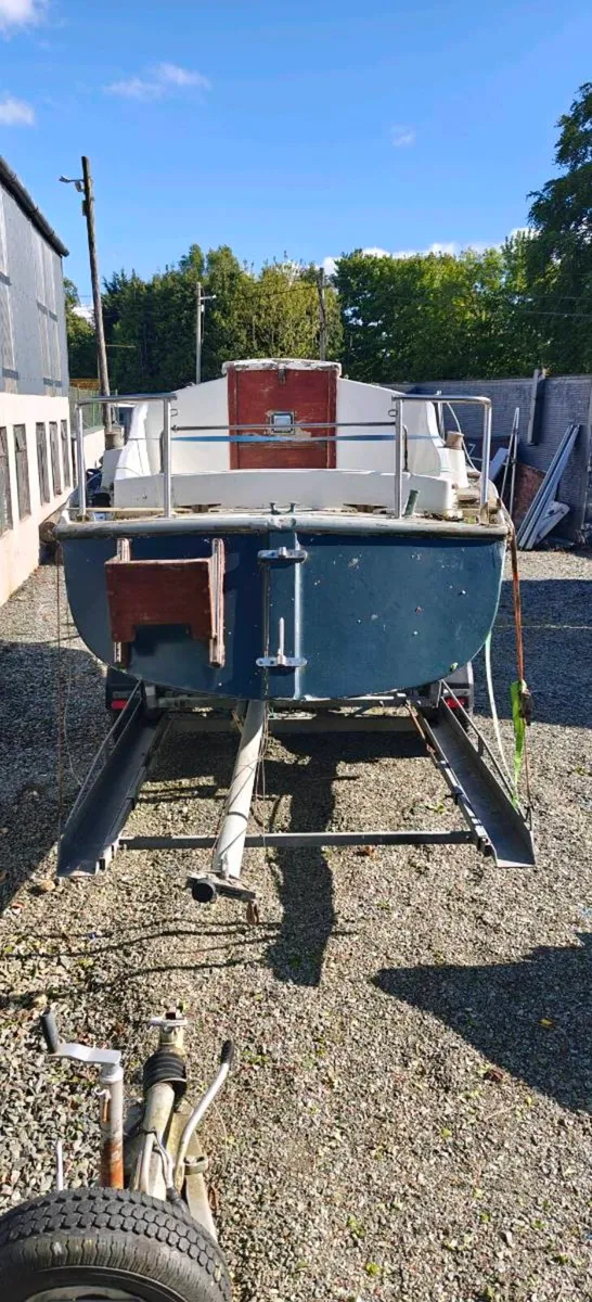 20ft Yacht - Image 4