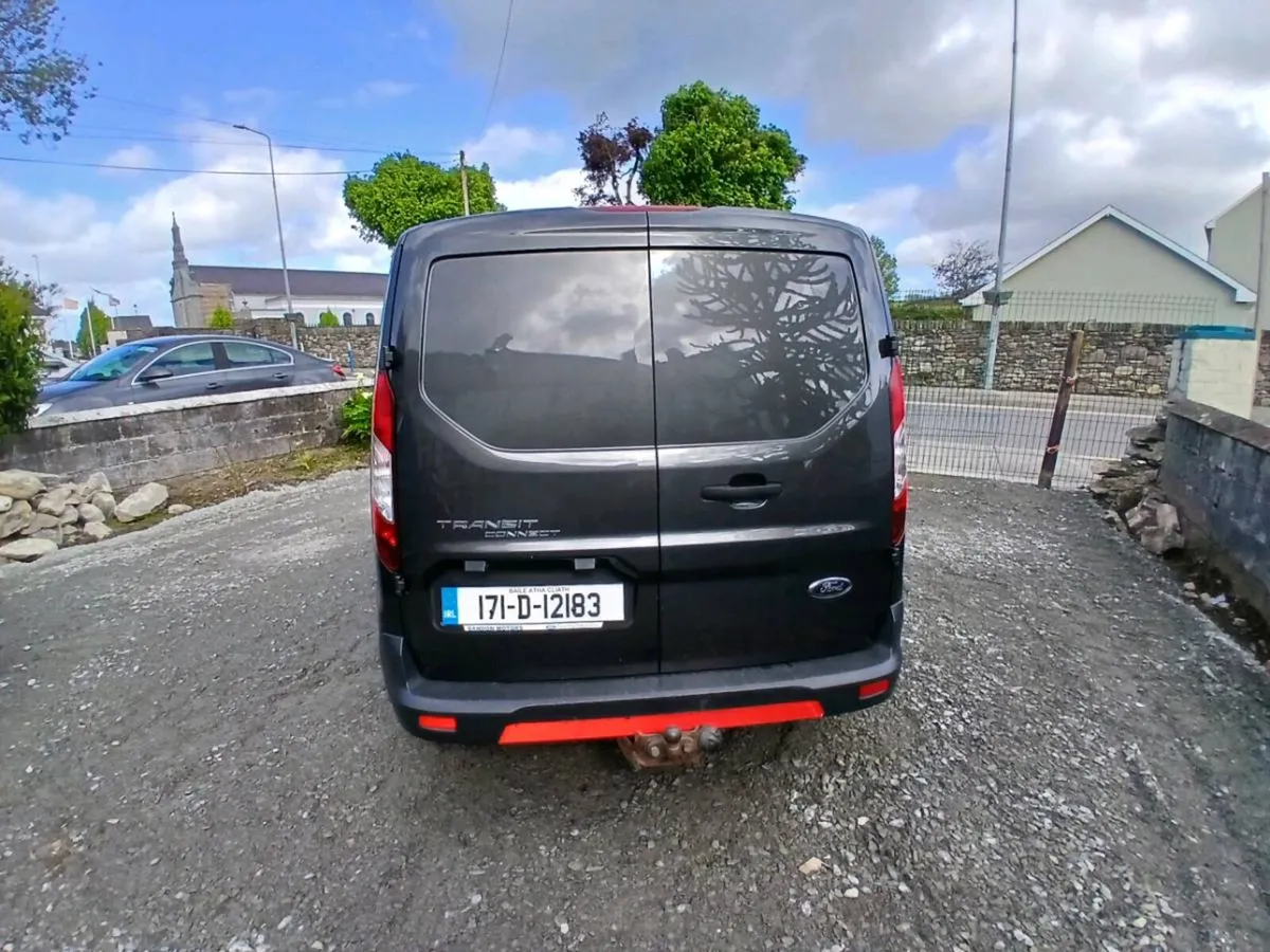 Ford Transit Connect Commercial - Image 4