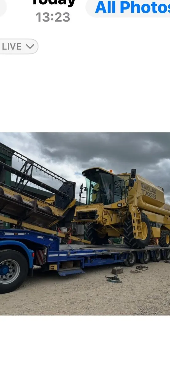 New Holland TX 65 Combine Harvester - Image 1