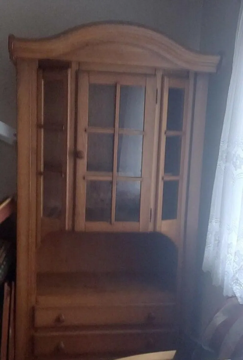 Cabinet - Image 4