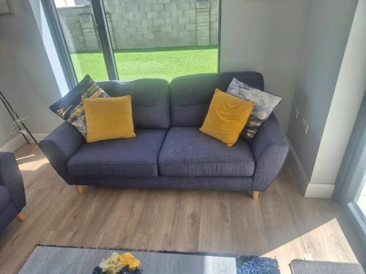 3 seater Sofa - Image 2