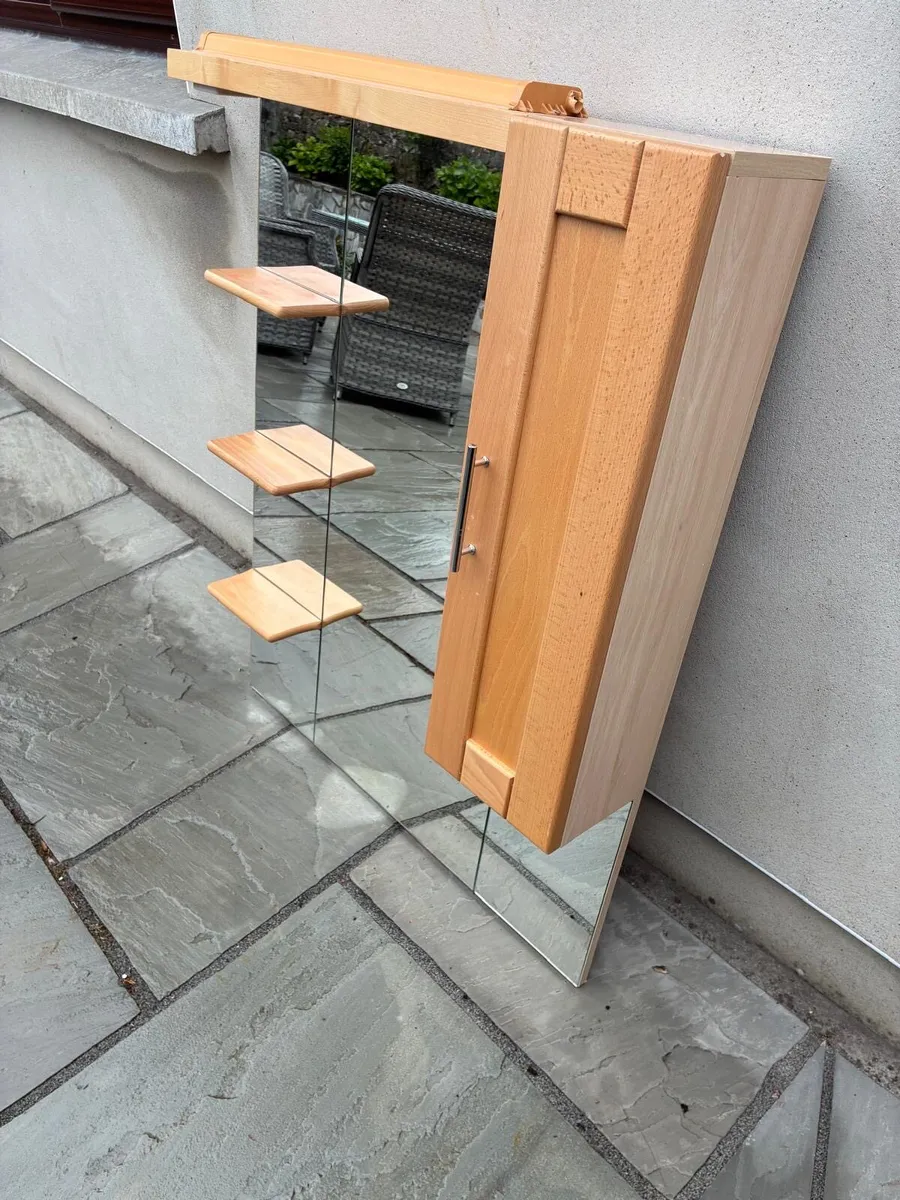 Bathroom vanity unit - Image 3