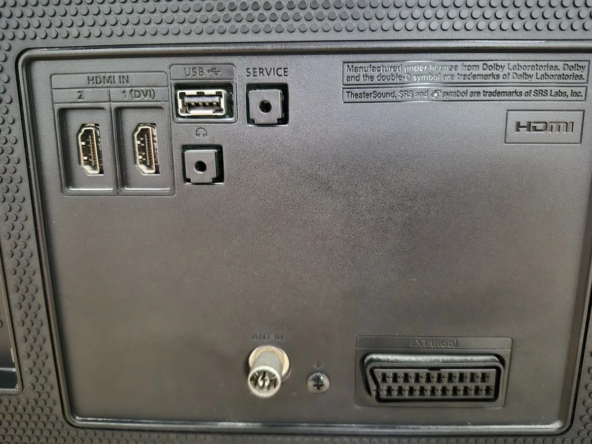 32" Samsung TV and Opticum X7 Box - Image 3