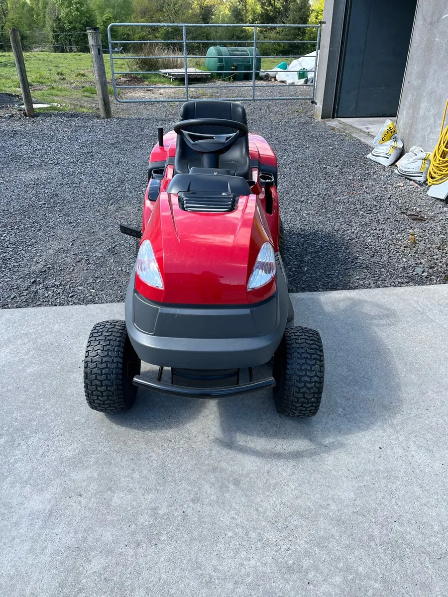 Ride on lawnmower - Image 3