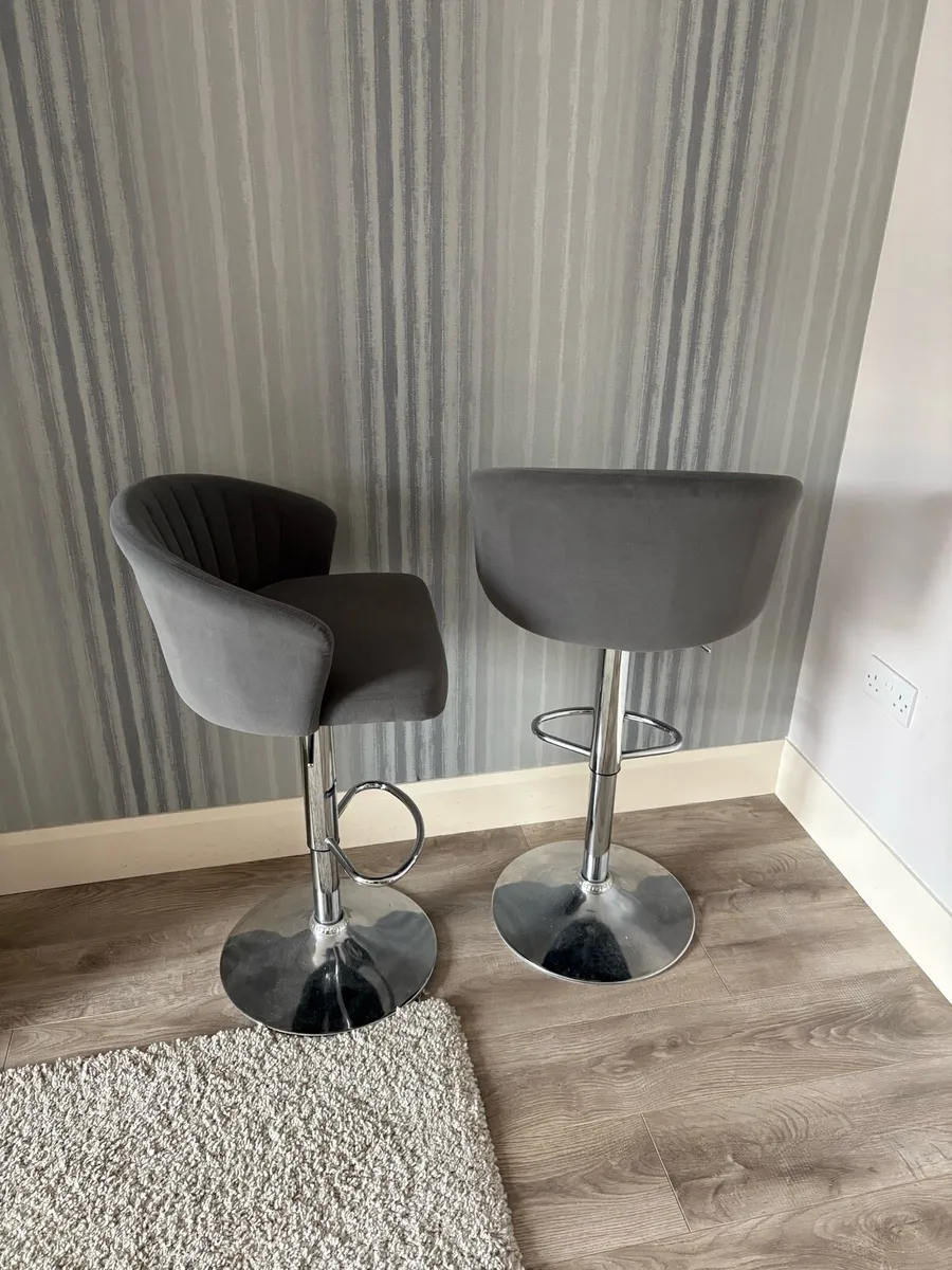 Kitchen stools - Image 3