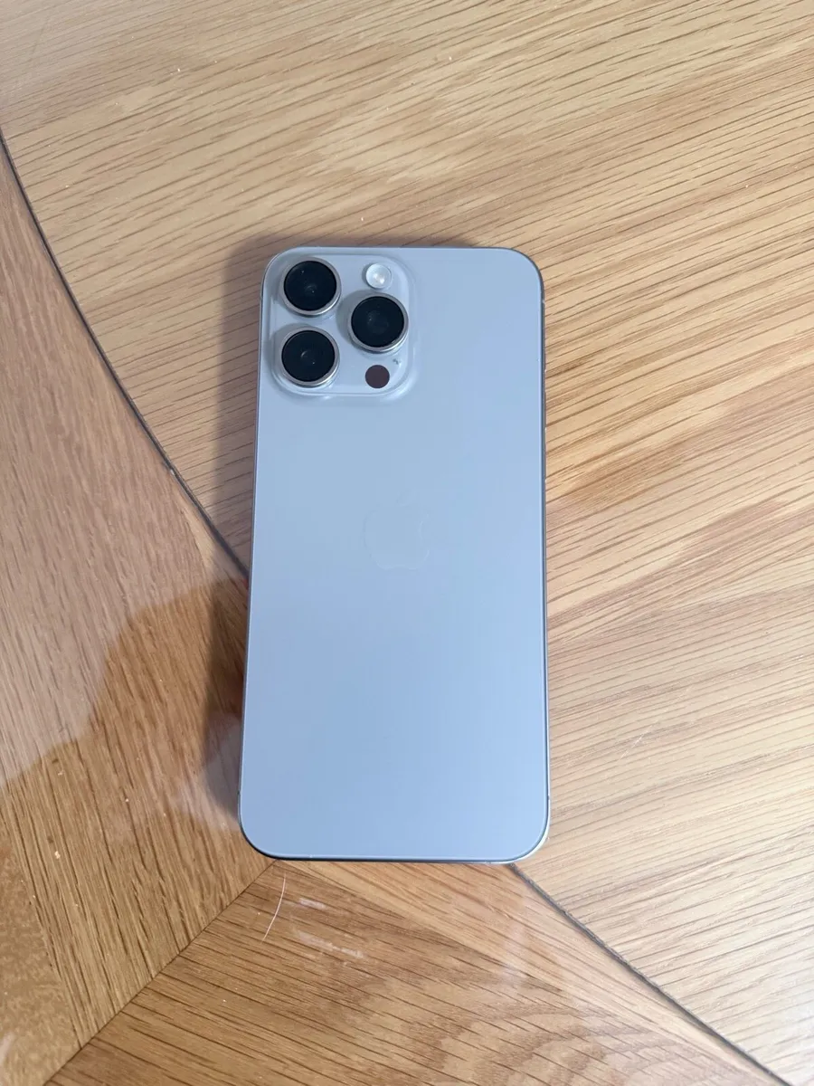iPhone 15 Pro max - Image 3