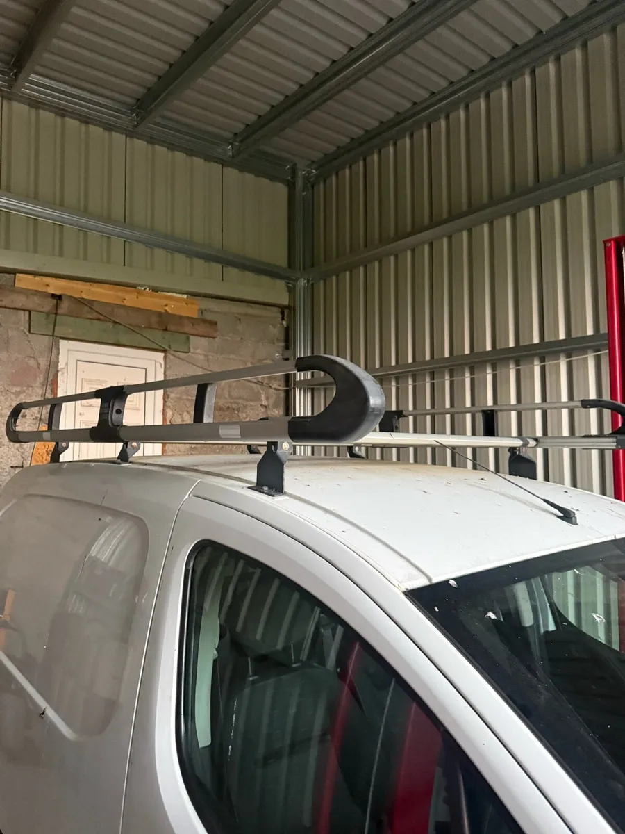 Roof rack - Image 2
