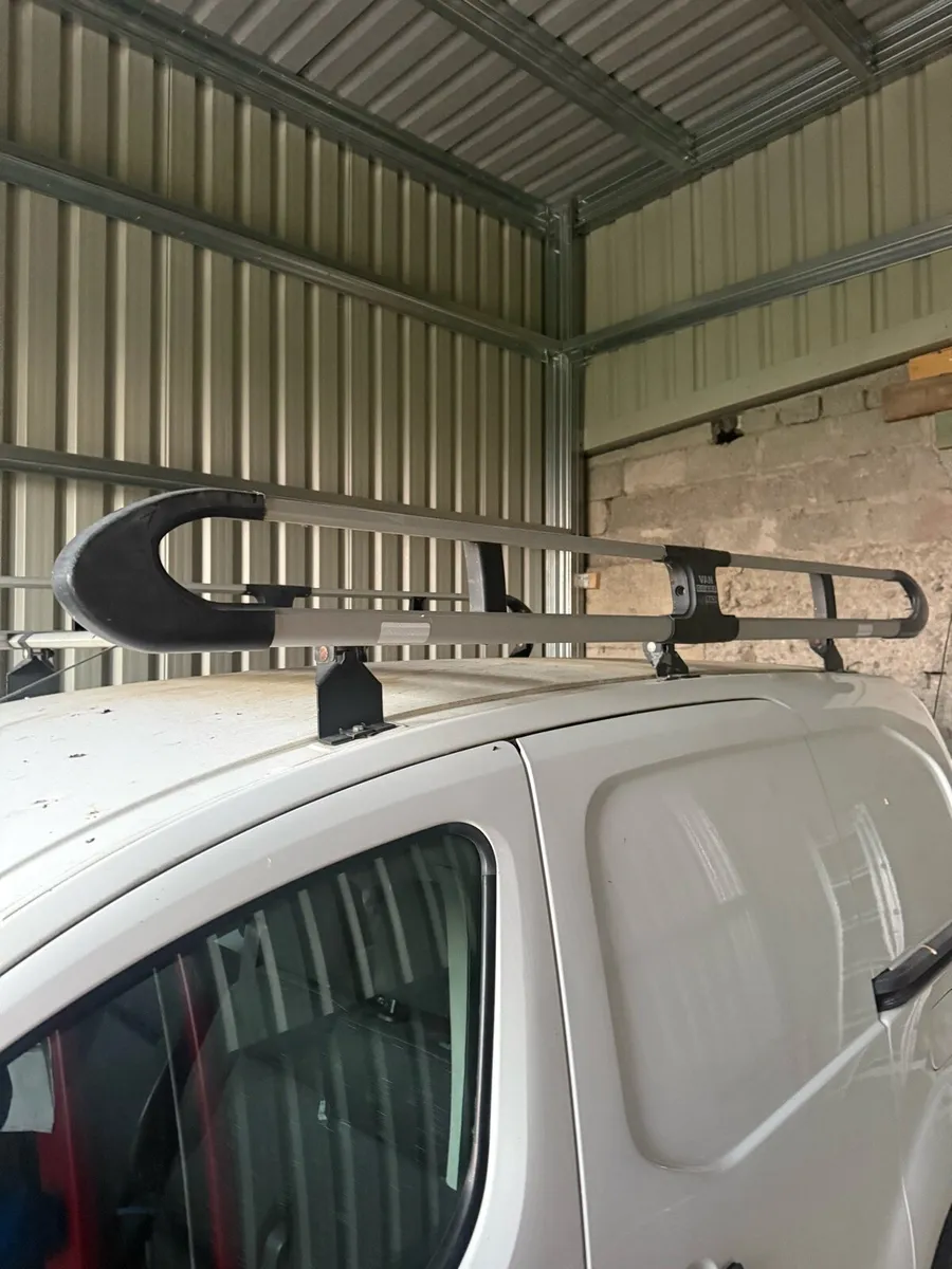 Roof rack - Image 1