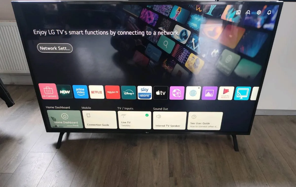 65 inch lg smart tv - Image 1