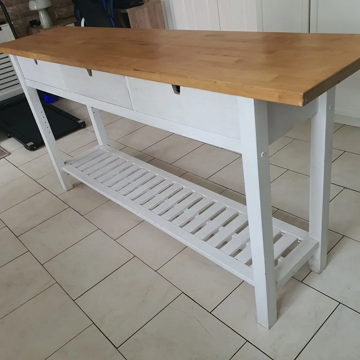 Breakfast bar - Image 1