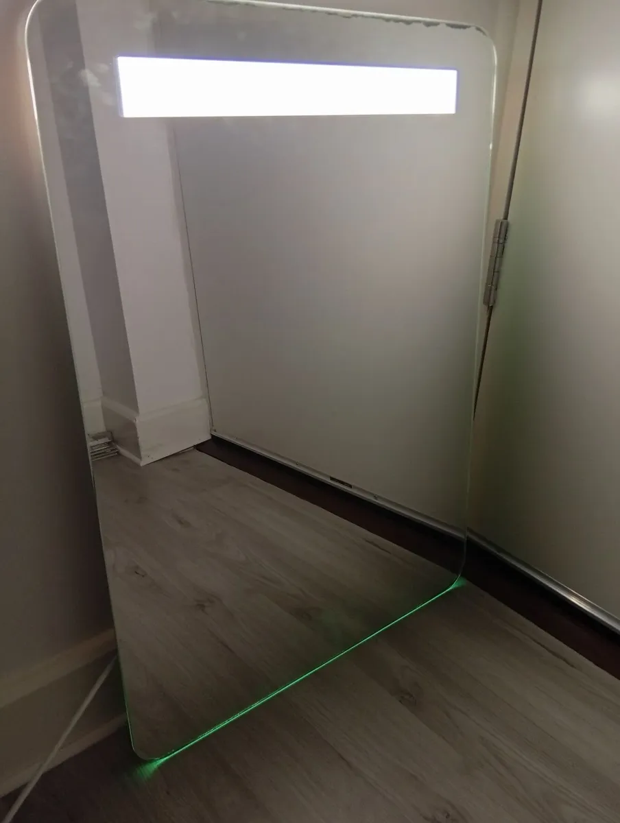 Modern Bathroom Led Mirror - Image 3