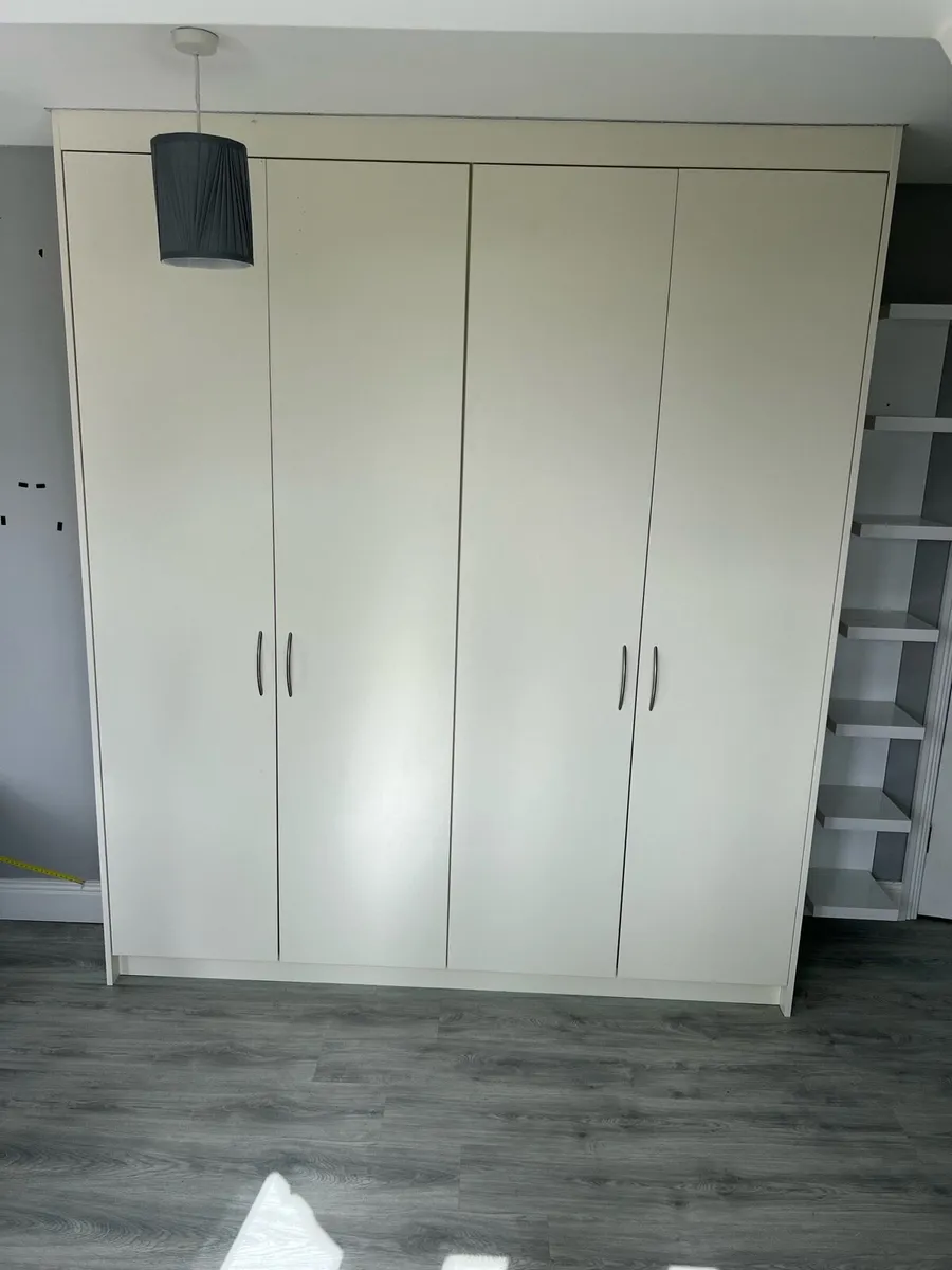 Built in wardrobes - Image 3