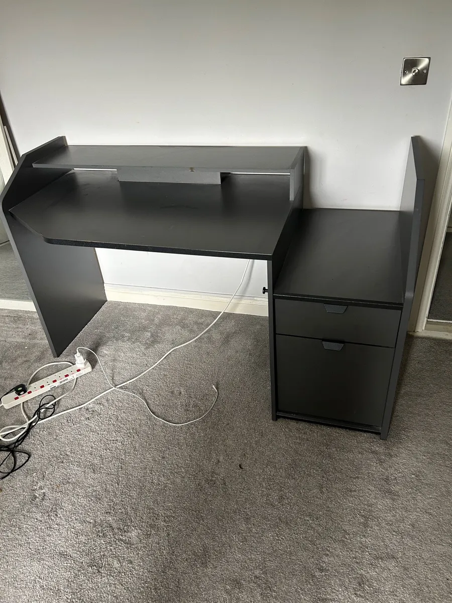 Computer Desk