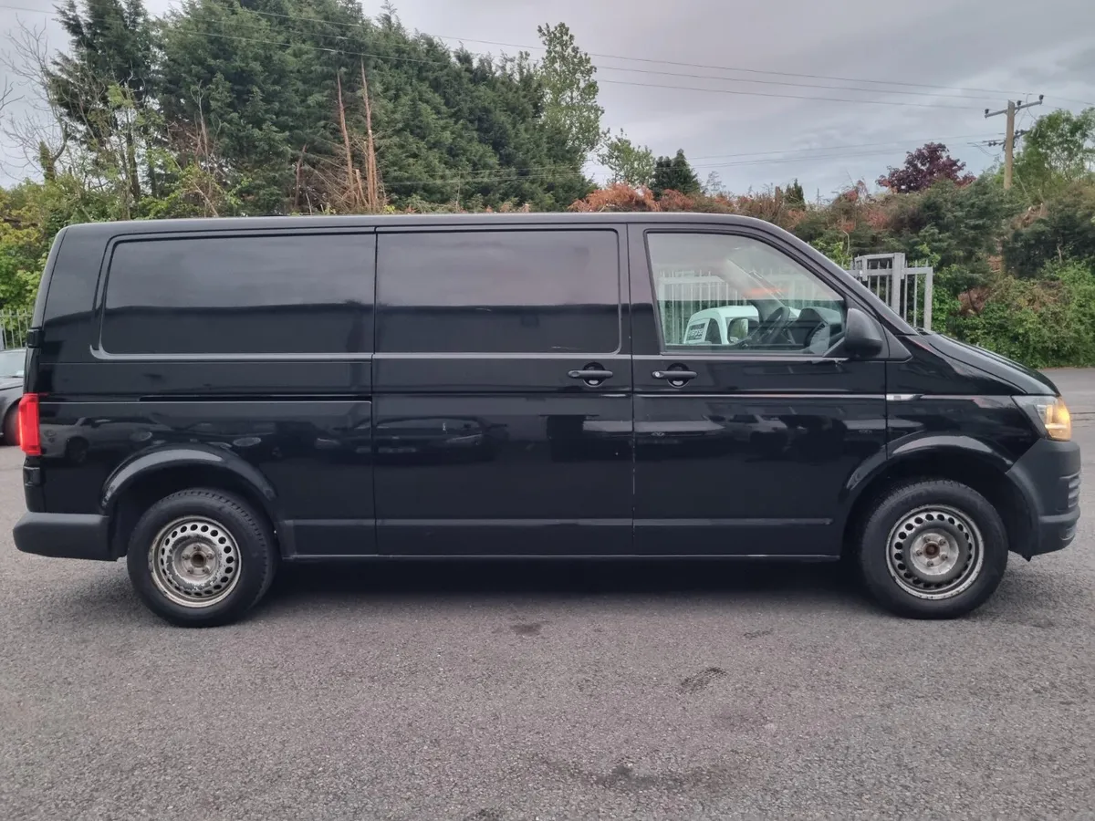 Volkswagen Transporter 2020 - Image 2