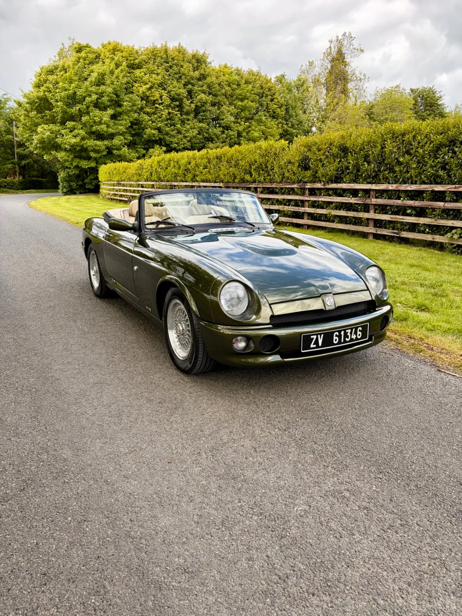 MG RV8 (Extremely Rare with low mileage) - Image 3
