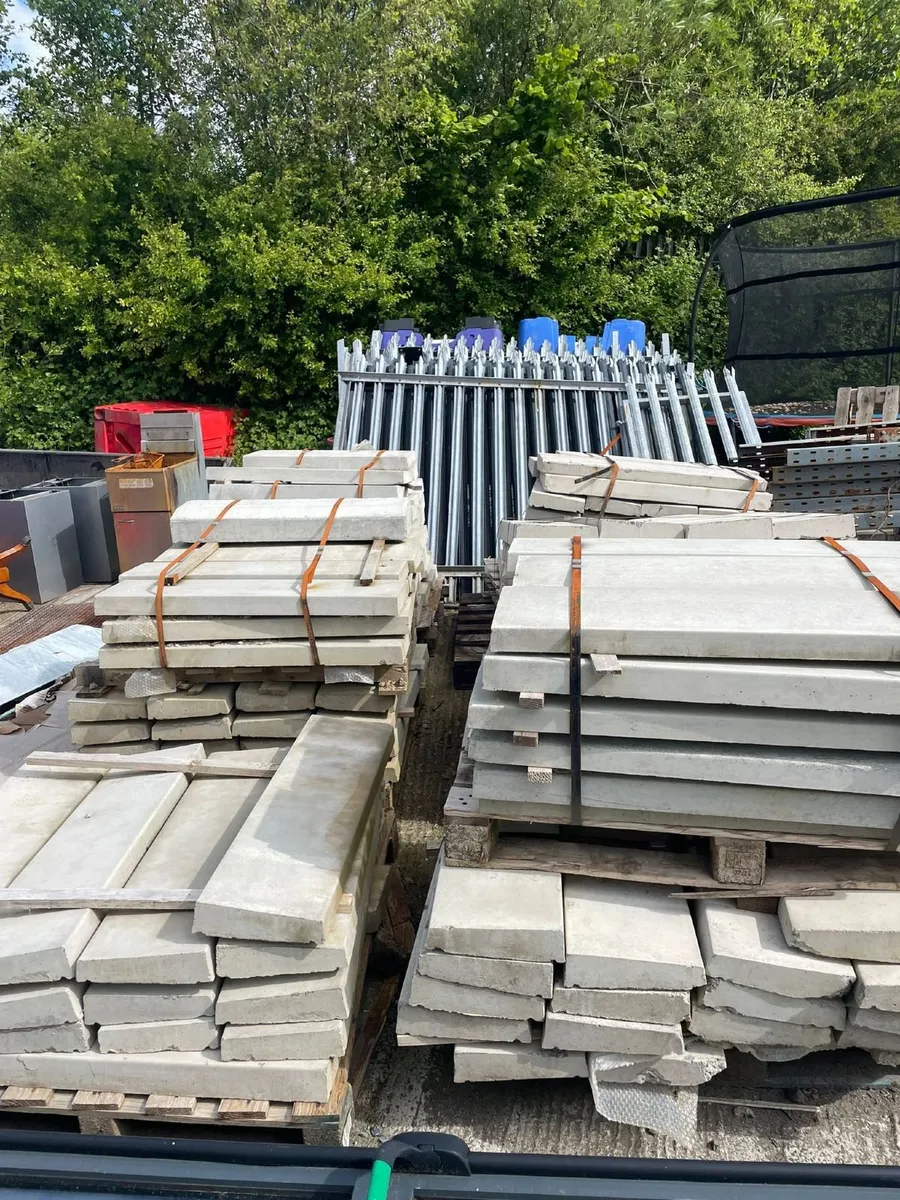 JOB LOT OF CONCRETE WALL CAPING / COPING - Image 4