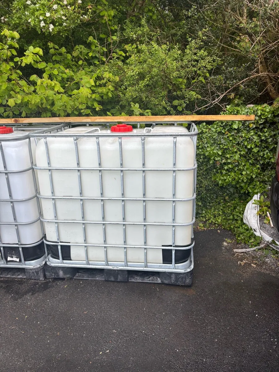 1000 litre IBC containers