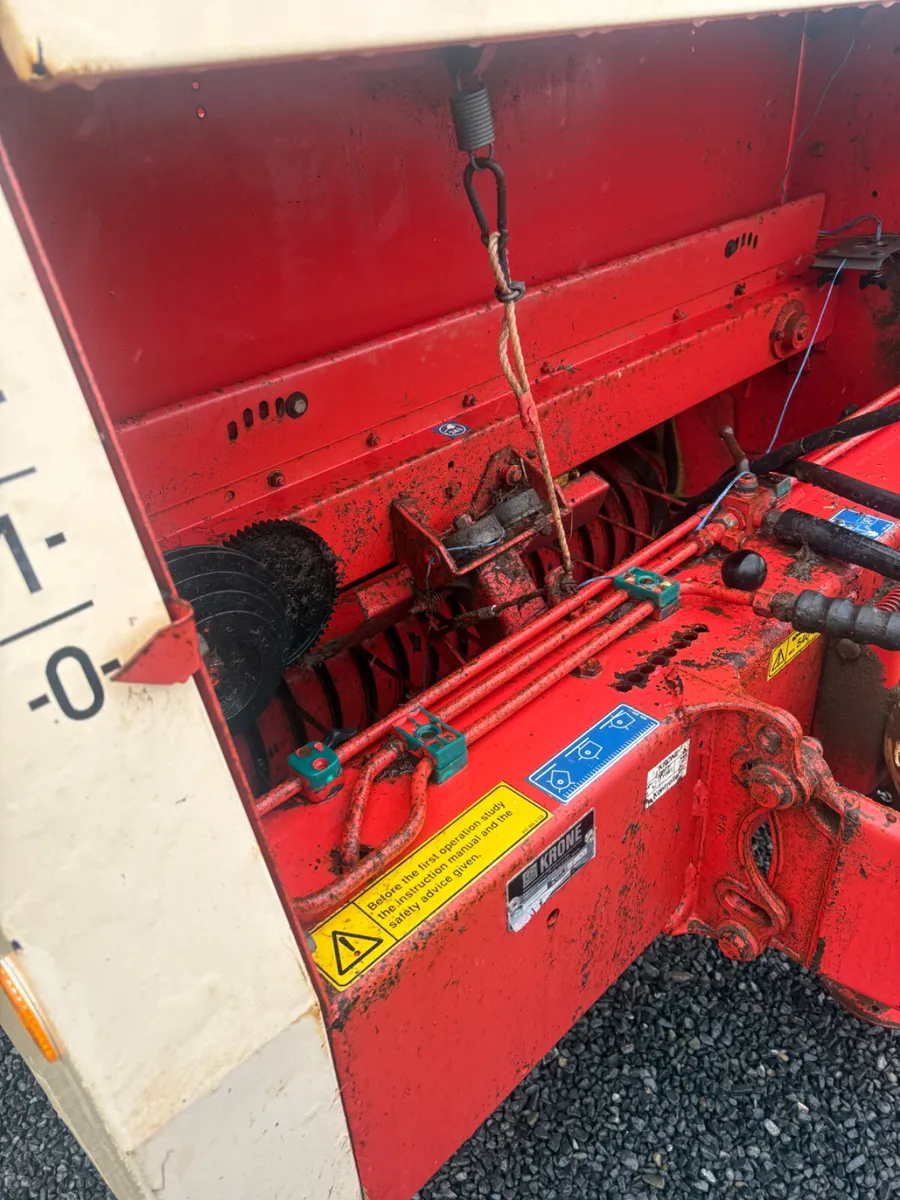 Krone Round Bailer - Image 4