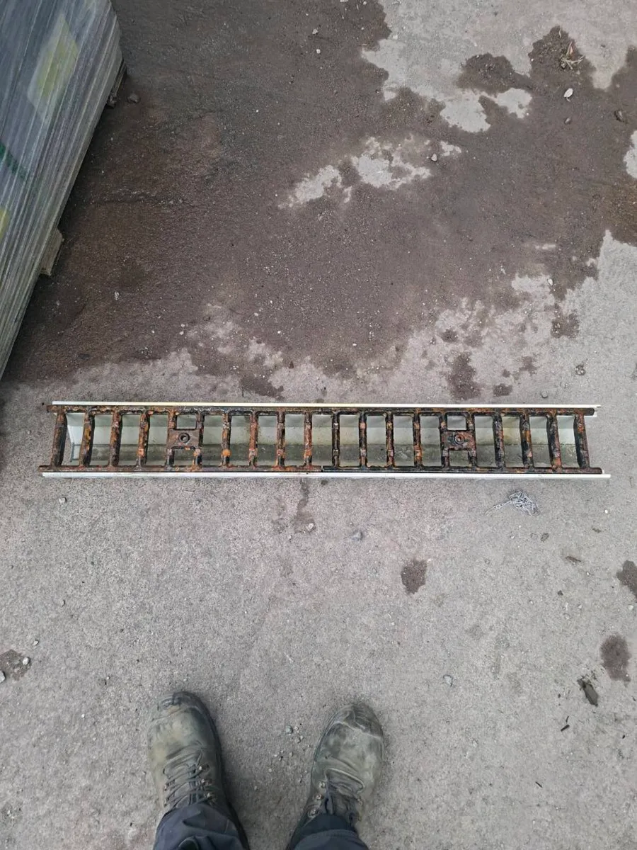 Drainage channels - Image 1
