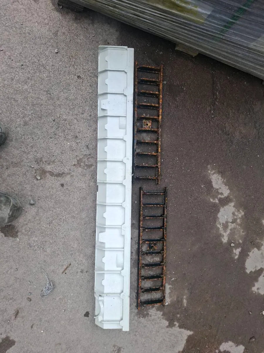 Drainage channels - Image 2