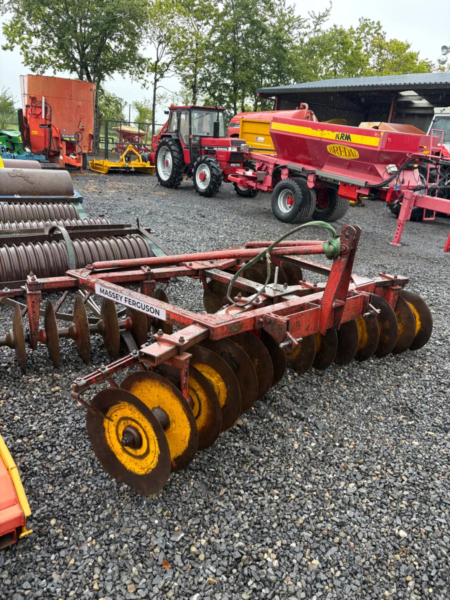 Massey Ferguson Disc Harrow - Image 1
