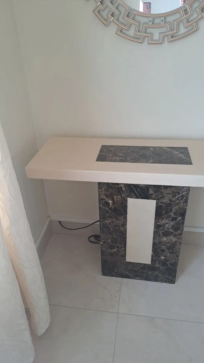 Console table - Image 2