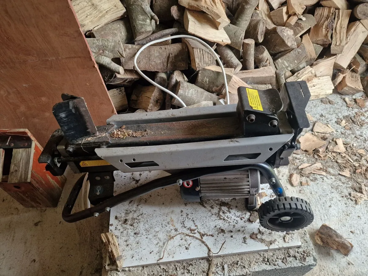 Log splitter - Image 2