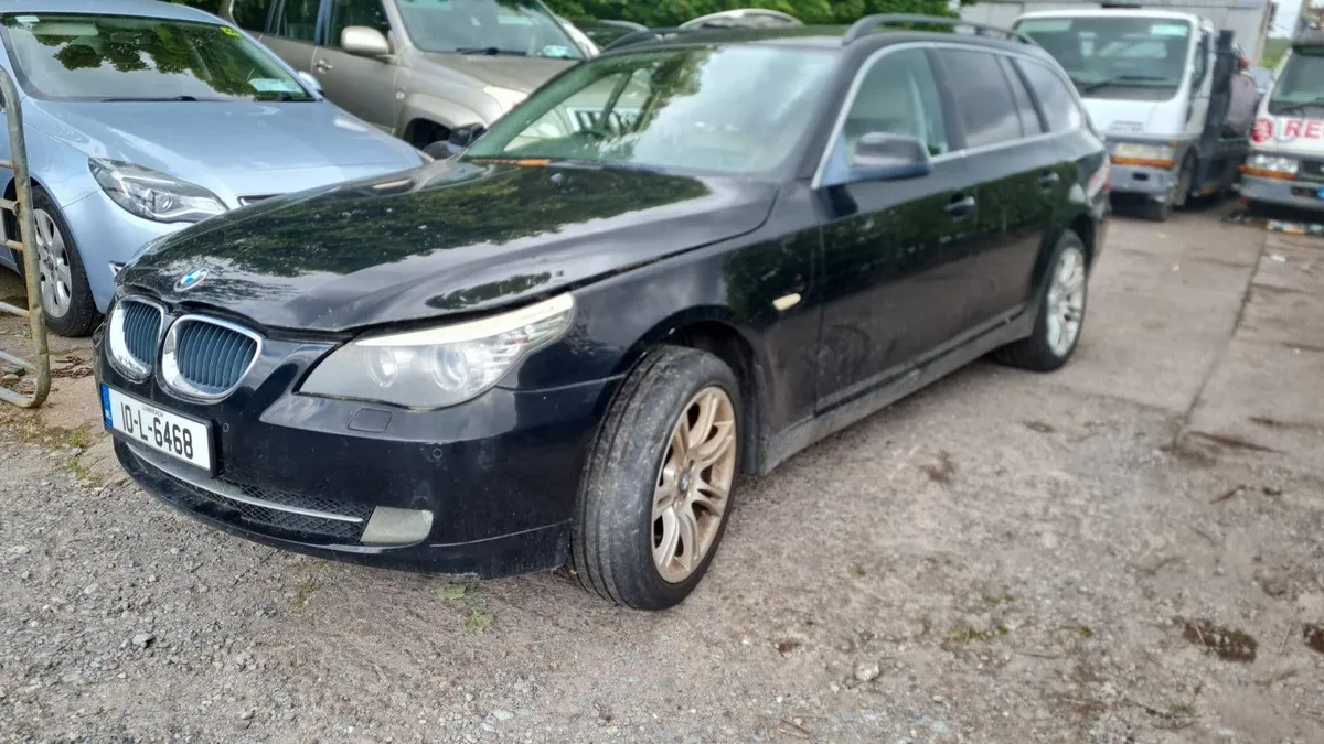 2010 bmw 520d estate E61 for repair - Image 1