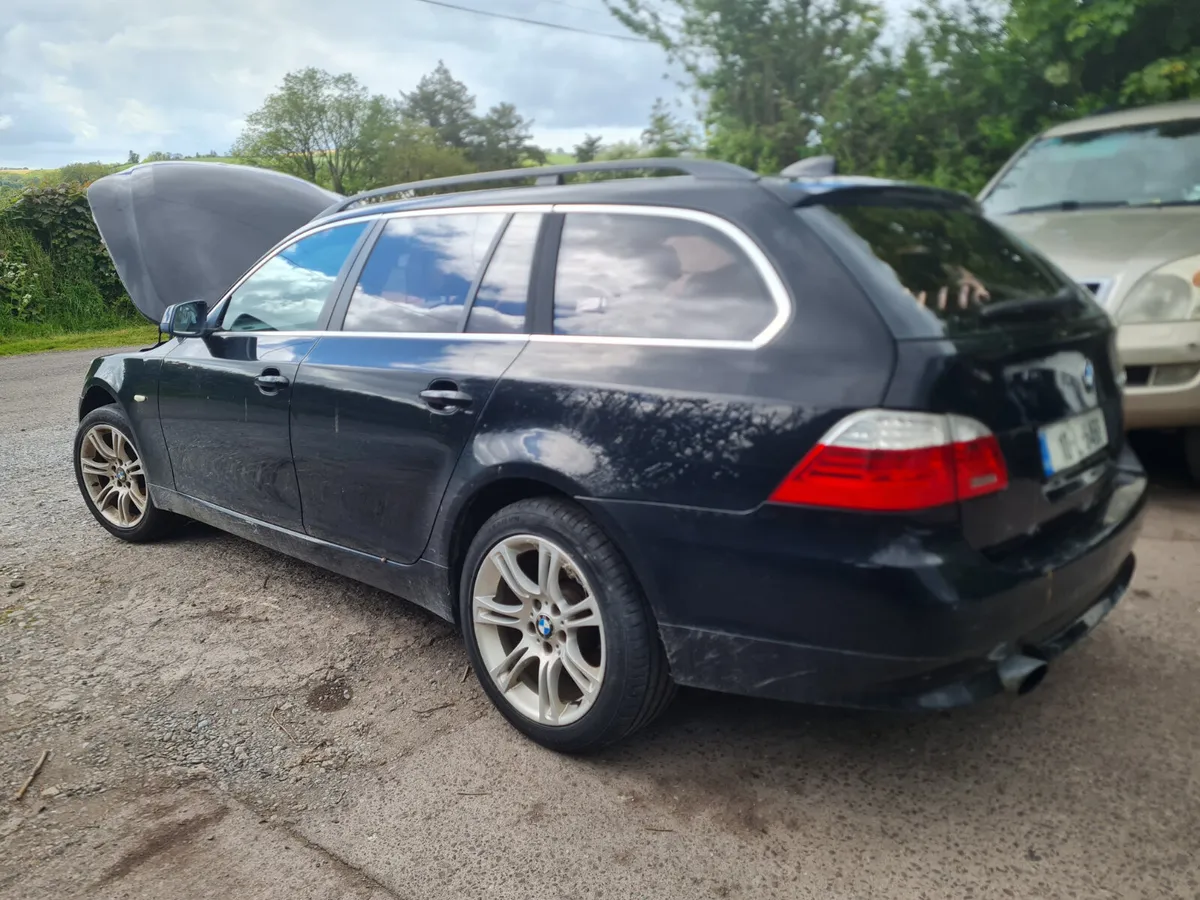 2010 bmw 520d estate E61 for repair - Image 2