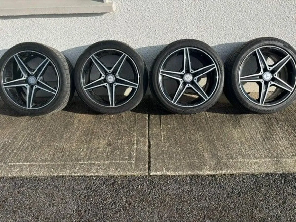 Alloys  AMG 18” Staggered Alloy Wheels - Image 3