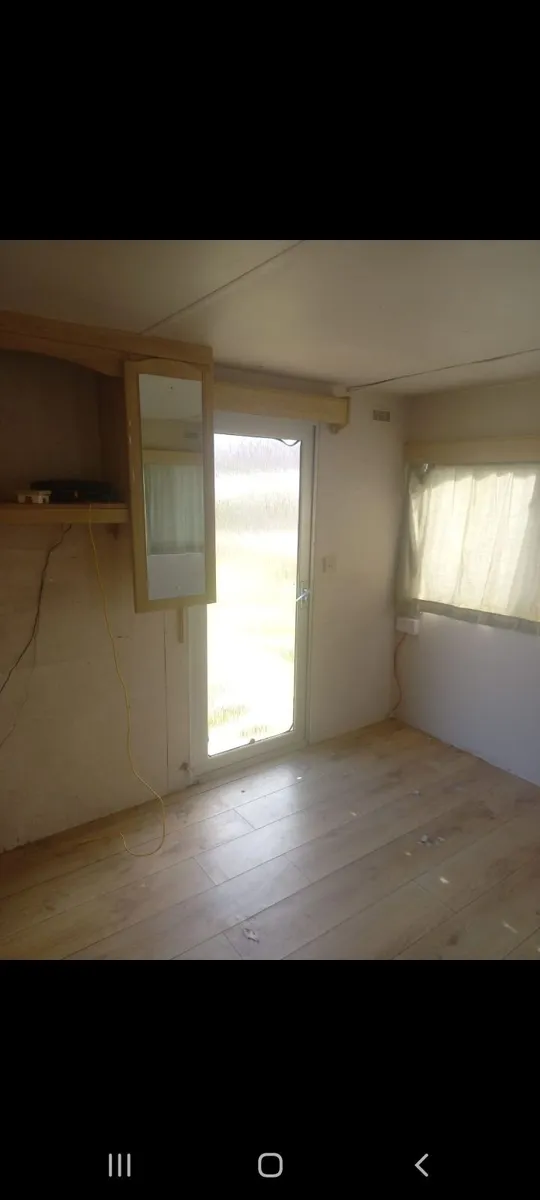 Mobile Home - Image 3