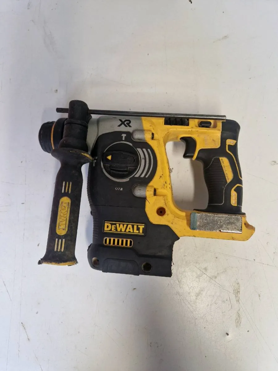 Dewalt sds drill - Image 1