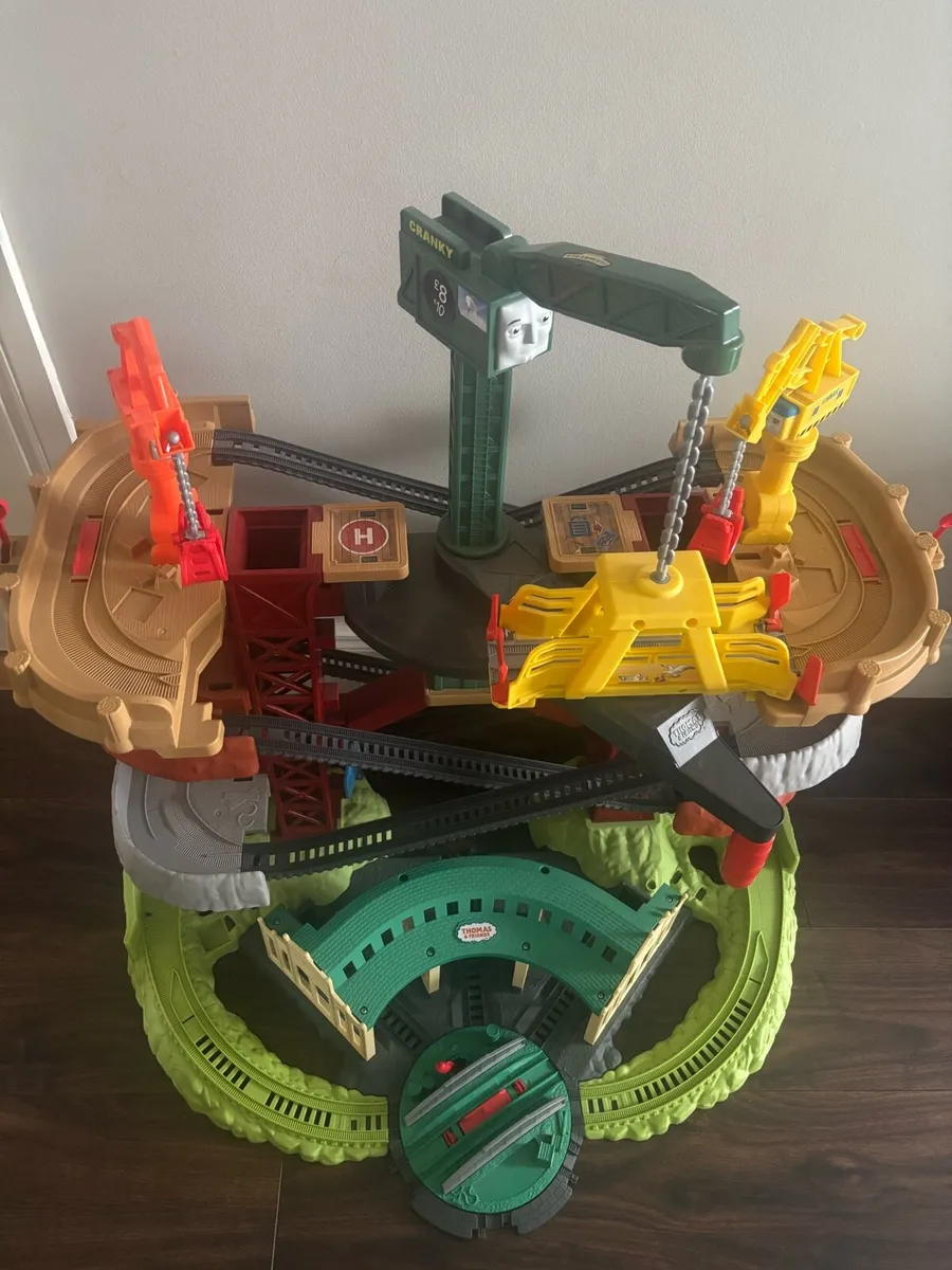 Thomas the tank engine track - Image 1
